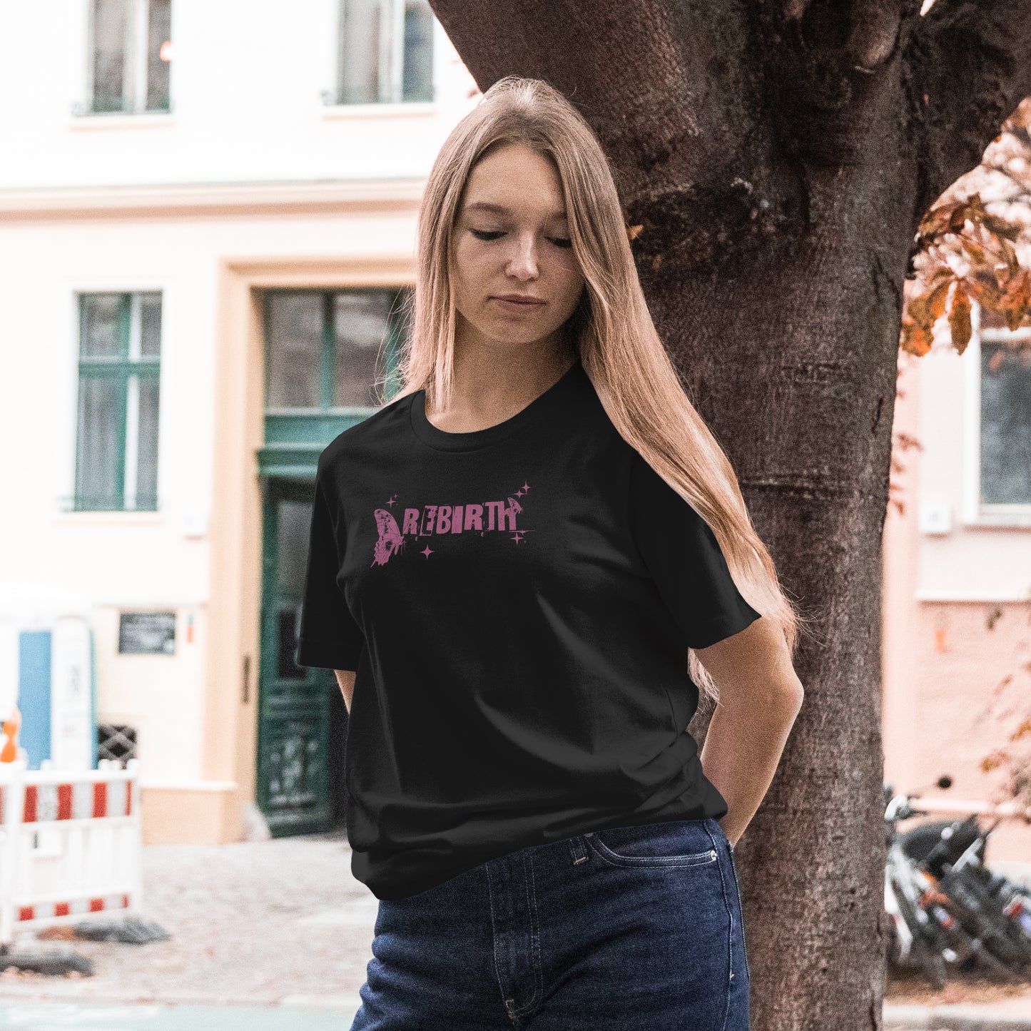 BUTTERFLY OVERSIZE TEE - BRIGHT BLACK