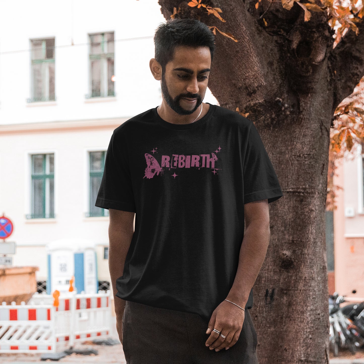 BUTTERFLY OVERSIZE TEE - BRIGHT BLACK